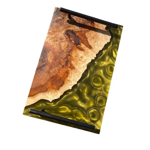 Click to view detail for SH208 Charcuterie Board Maple & Green Resin $200